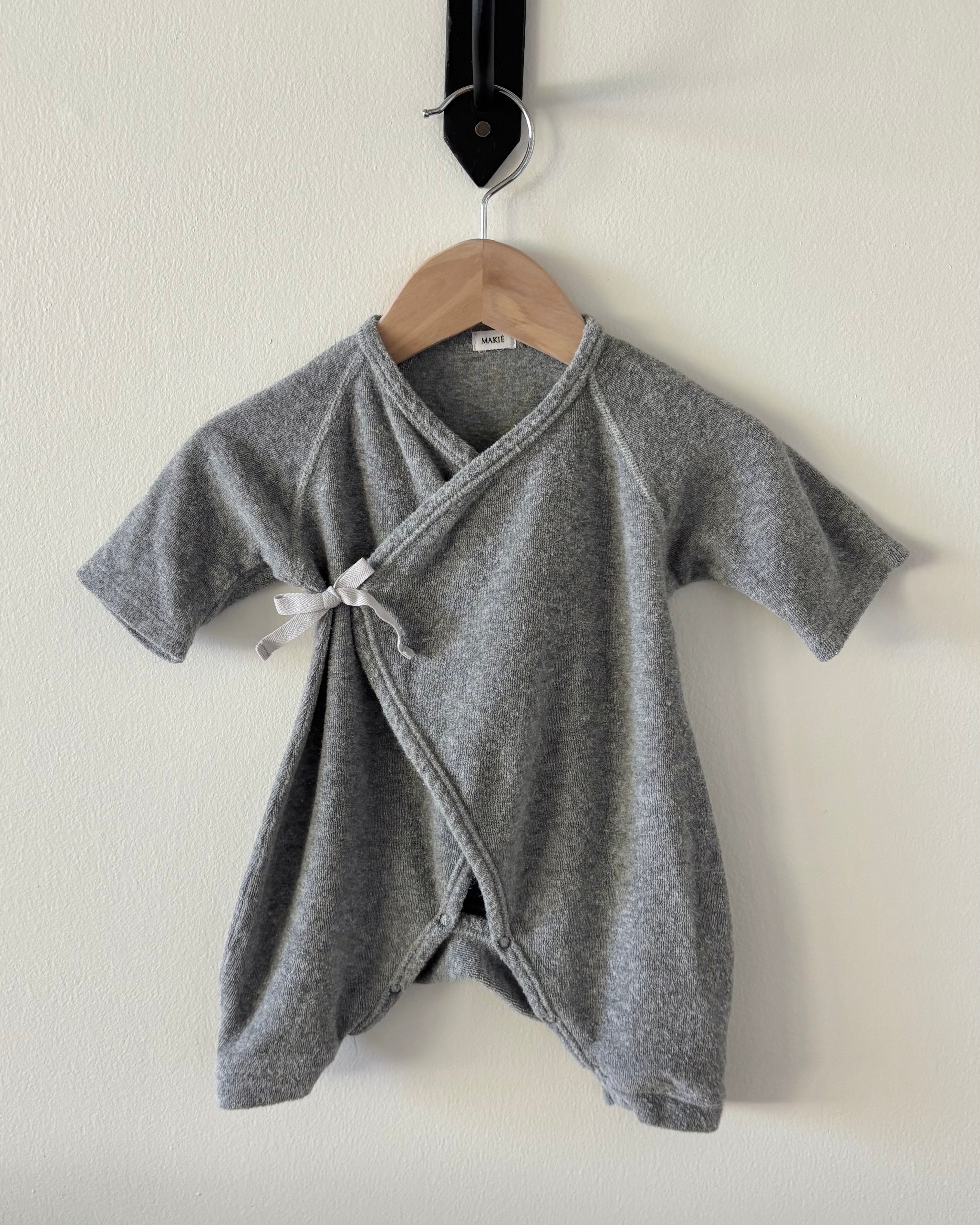 Makie - Grey Terry Onsie 3-6M