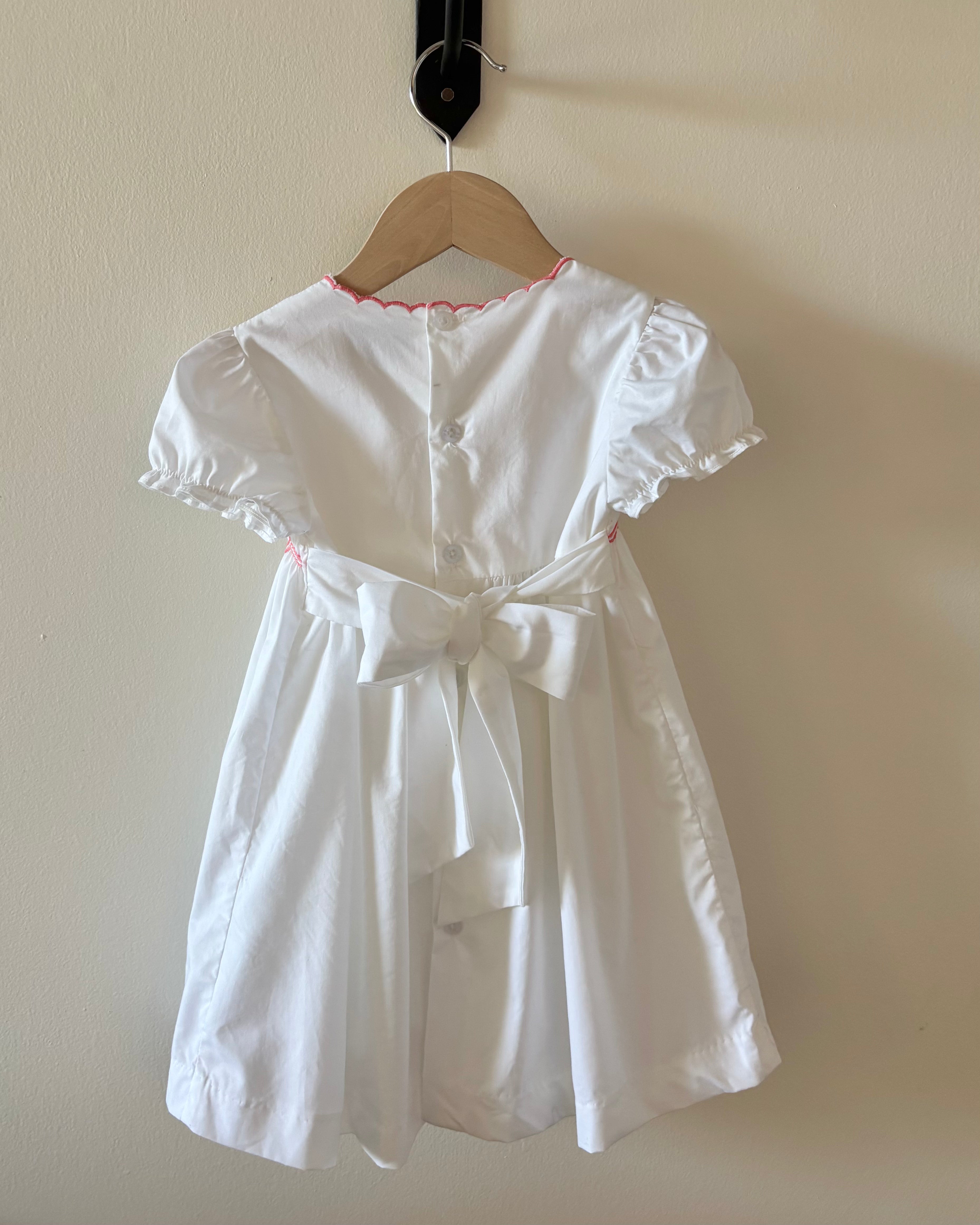 Phlona - White smocked floral dress 4Y