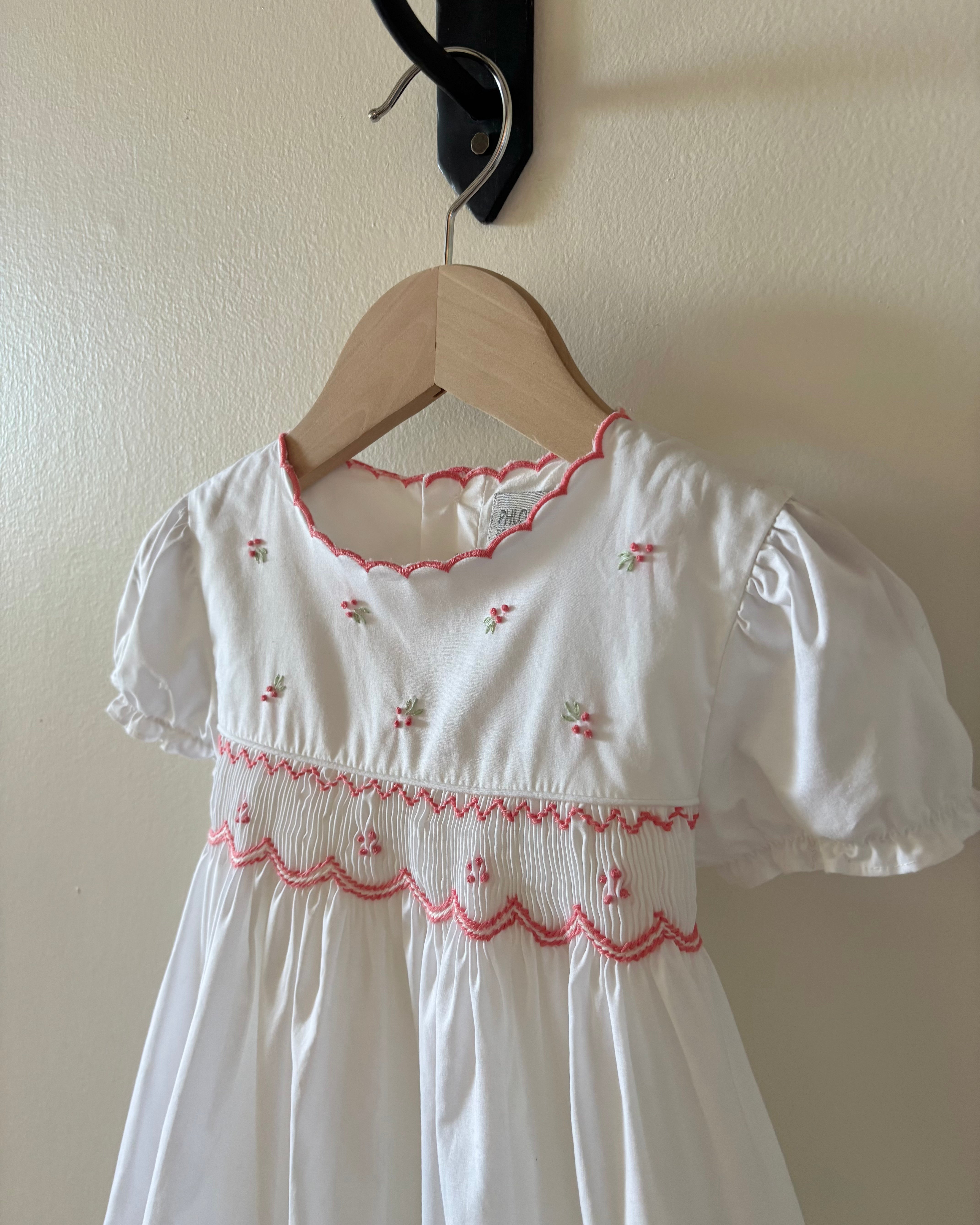 Phlona - White smocked floral dress 4Y