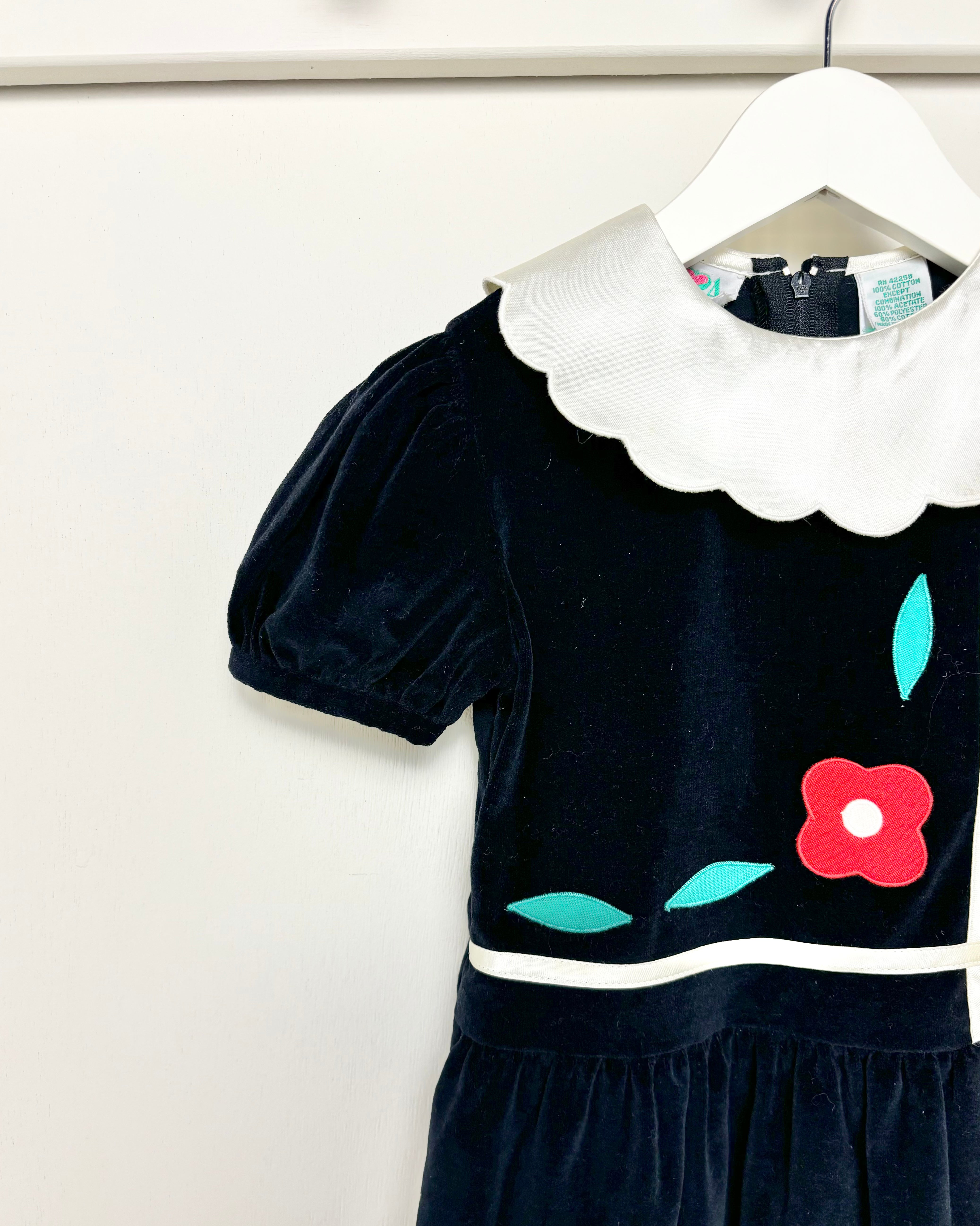 Vintage - Black Velvet Dress 3Y