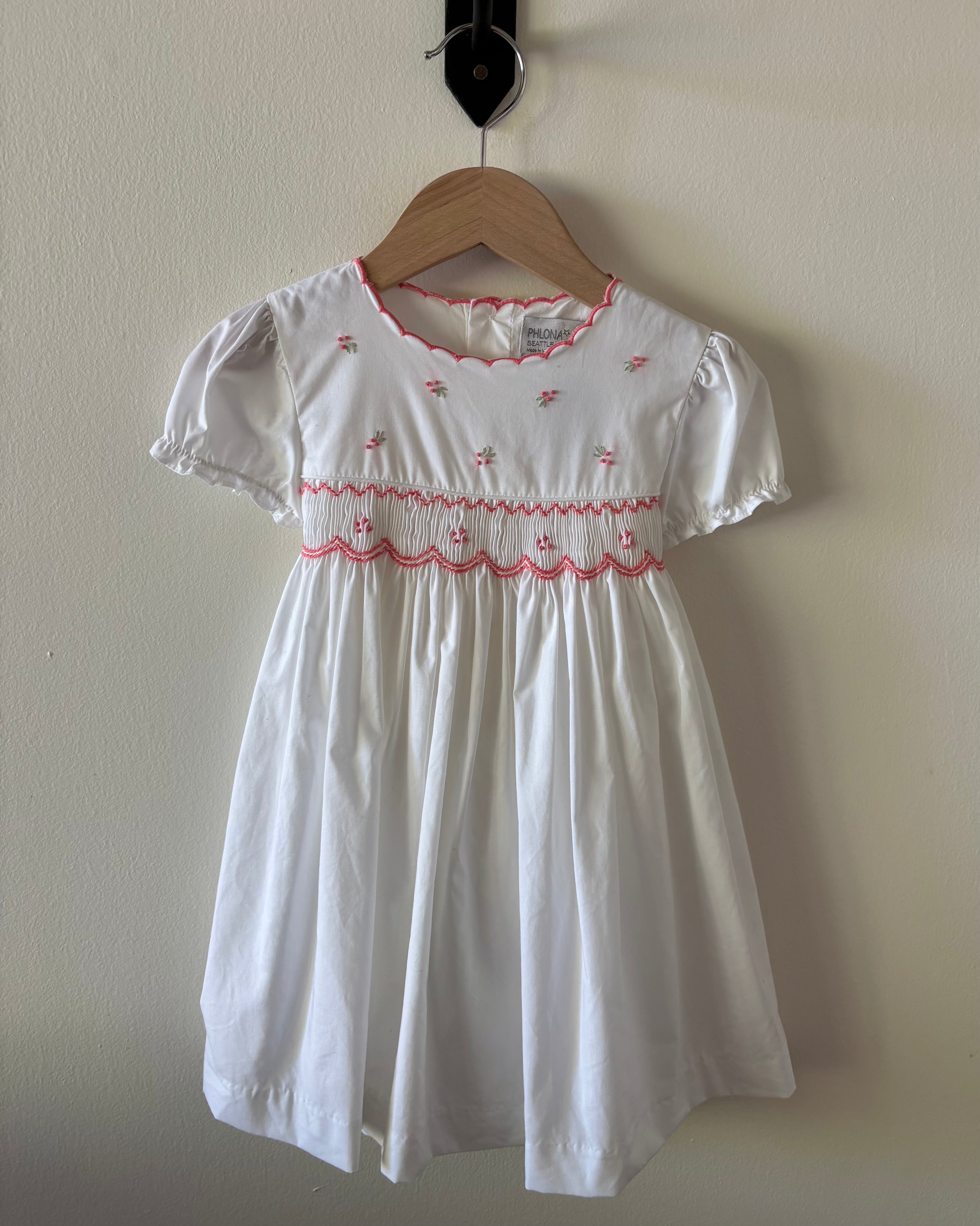Phlona - White smocked floral dress 6Y
